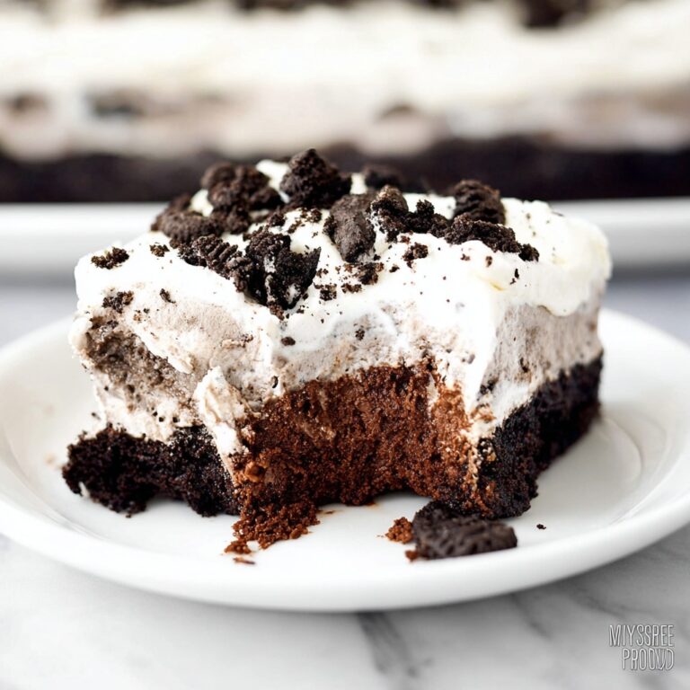 Oreo Pudding Poke Cake Recipe
