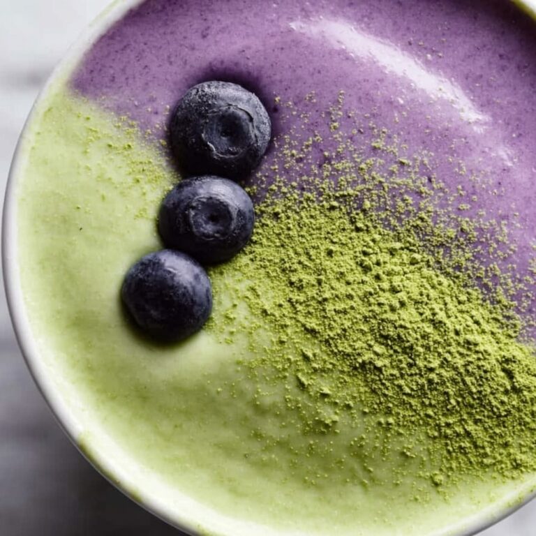 Wild Blueberry Vanilla Matcha Smoothie Recipe