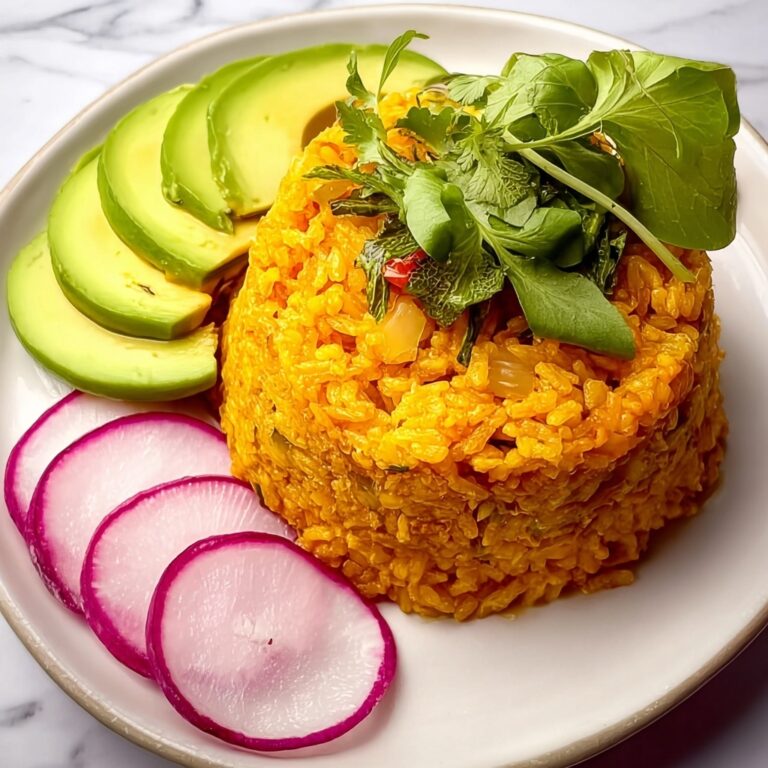 Locrio de Pollo: Classic Dominican Chicken and Rice Recipe