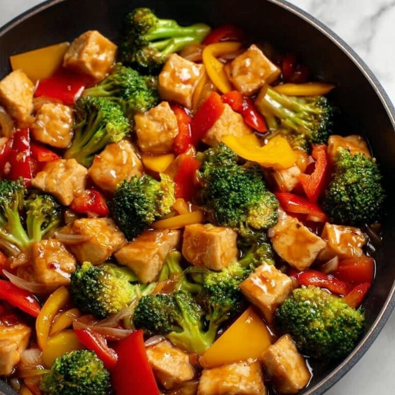 Easy Chicken Stir Fry with BB& BBQ Sauce and Fresh Vegetables Recipe